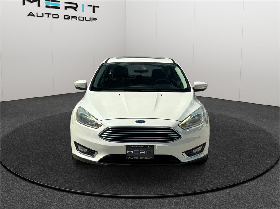 Used 2016 Ford Focus Titanium FWD image 3
