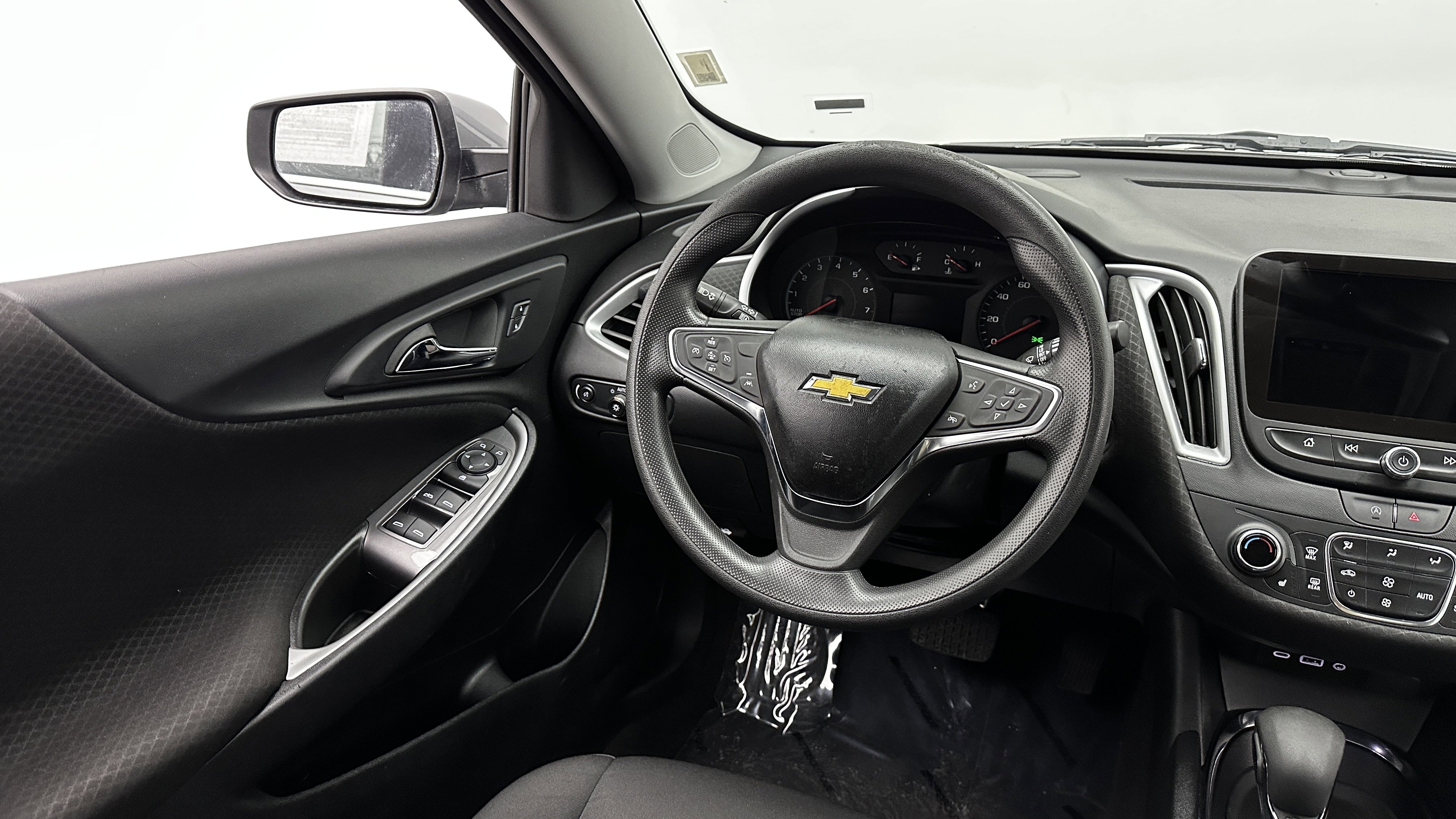 Used 2024 Chevrolet Malibu LT FWD image 25