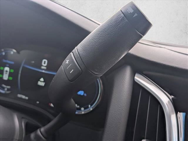 Used 2020 Cadillac Escalade Premium Luxury AWD/4WD image 12