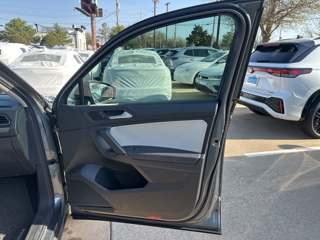 Used 2019 Volkswagen Tiguan SEL image 22