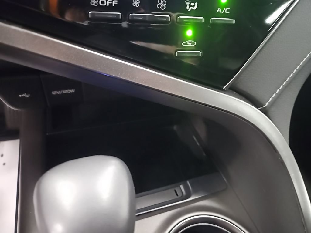 Used 2023 Toyota Camry SE image 27