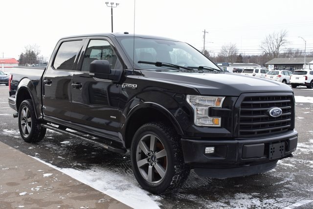 Used 2016 Ford F150 XLT w/ Equipment Group 302A Luxury image 7