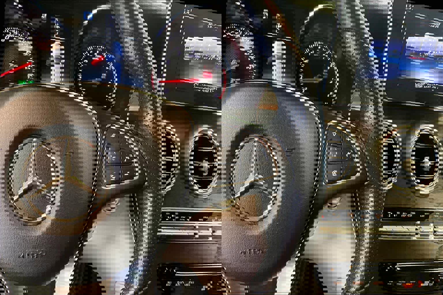 Used 2019 Mercedes-Benz GLC 300 image 23