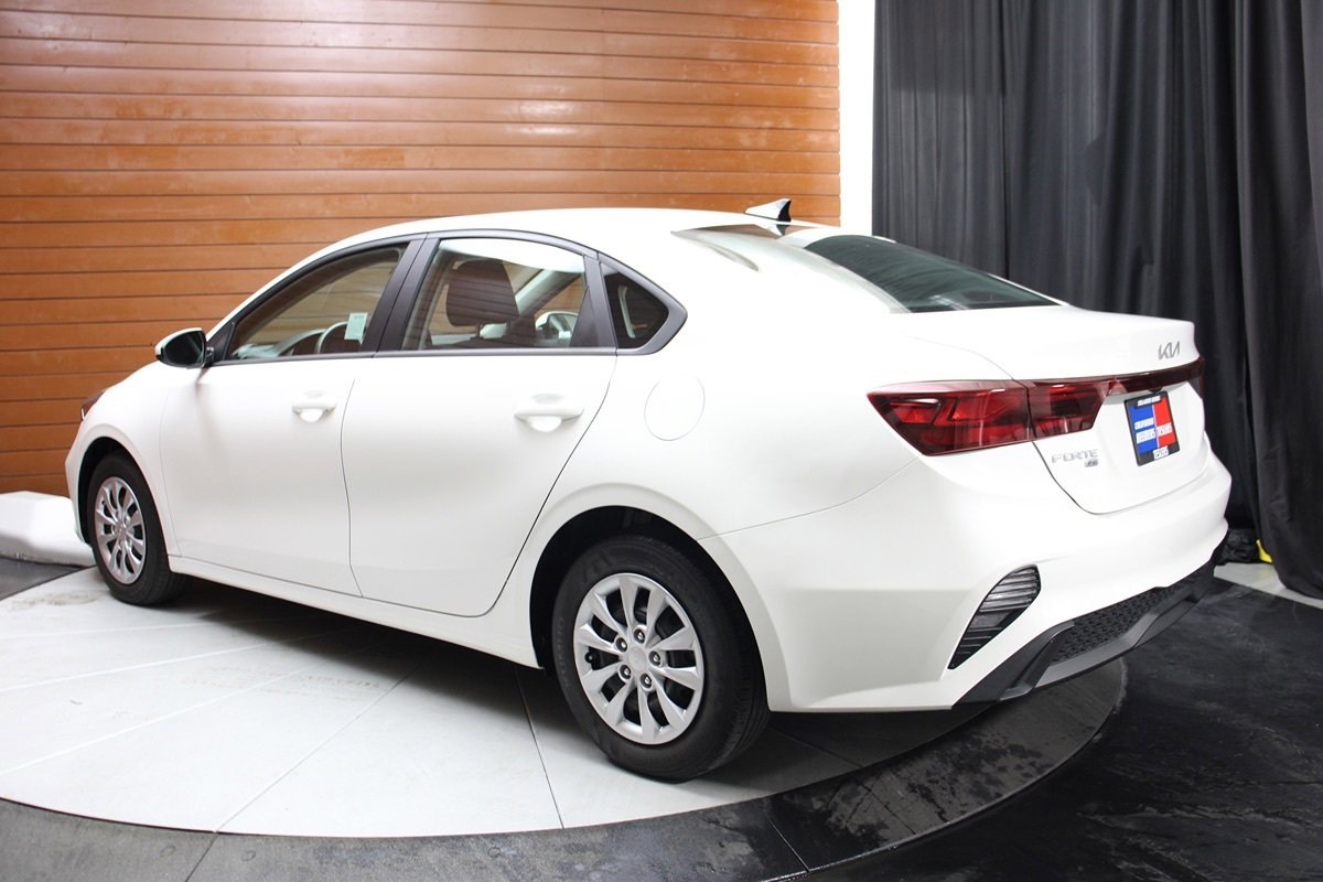 Used 2023 Kia Forte LX FWD image 9