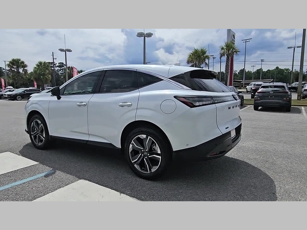 Used 2025 Nissan Murano SL w/ Cargo Package AWD/4WD image 29
