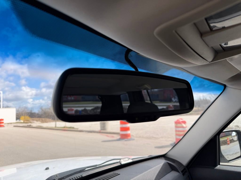 Used 2012 Jeep Liberty Sport w/ Driver Convenience Group image 20