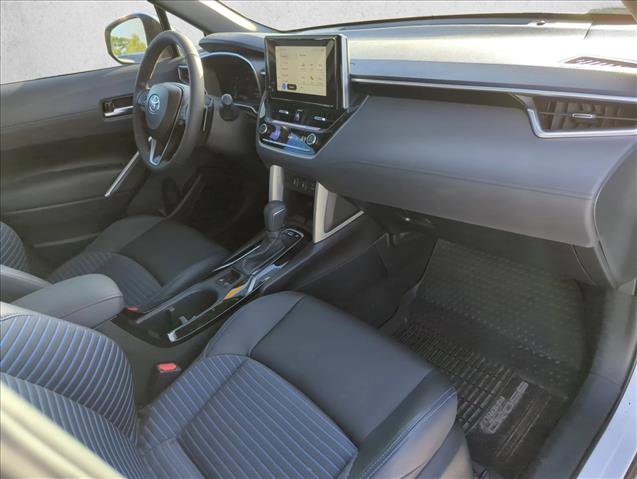 Certified 2024 Toyota Corolla Cross XSE image 26