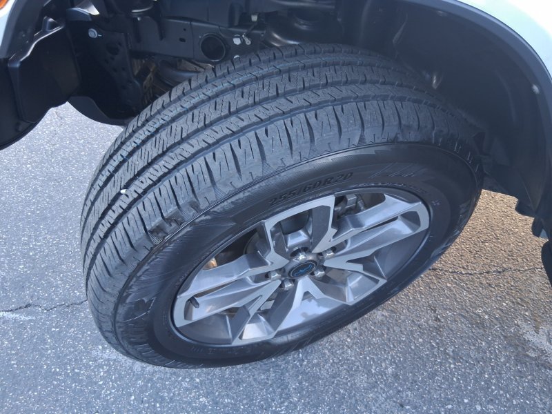 Used 2024 Jeep Wrangler Unlimited AWD/4WD image 18