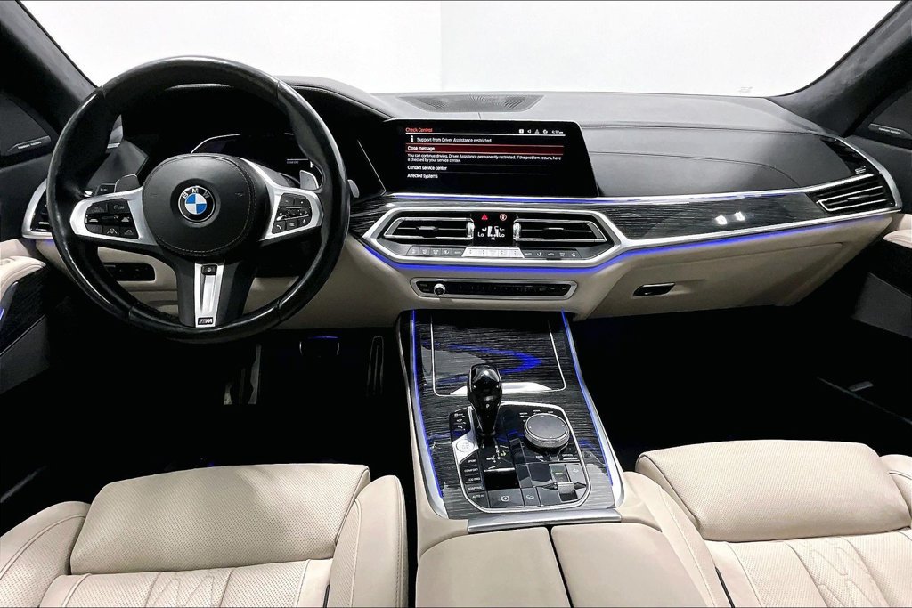 Used 2022 BMW X7 xDrive40i w/ M Sport Package AWD/4WD image 15
