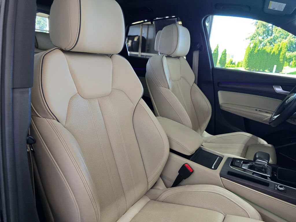 Used 2021 Audi Q5 Prestige w/ Prestige Package AWD/4WD image 30