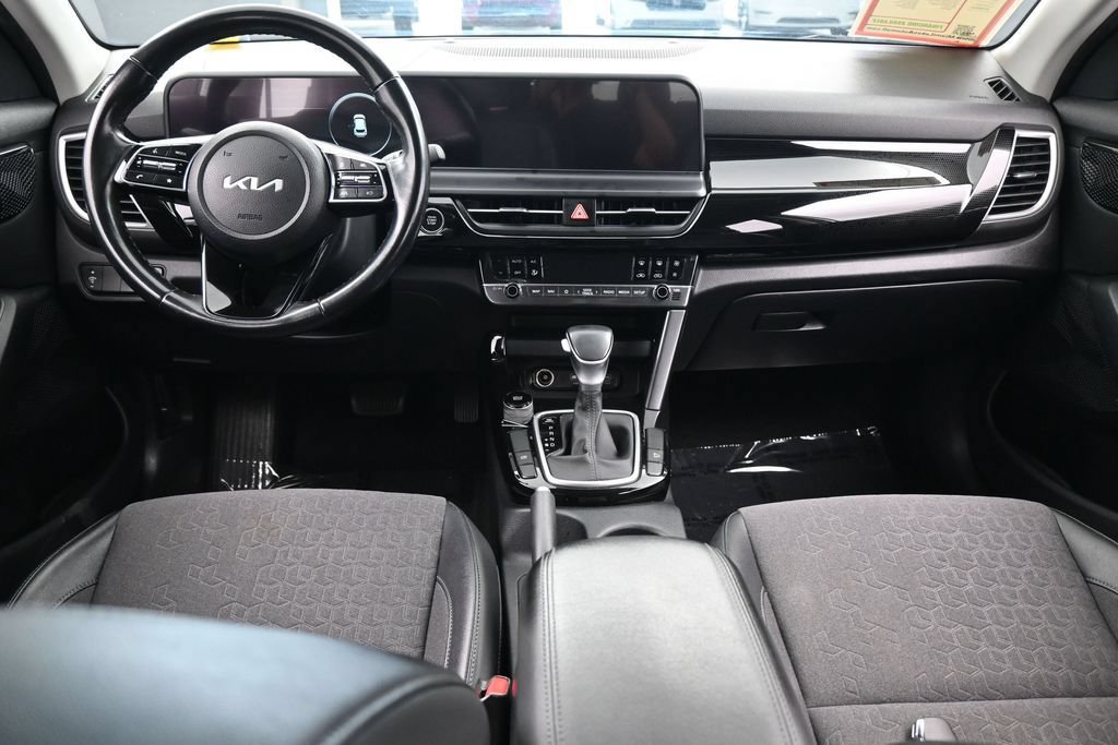 Used 2024 Kia Seltos S FWD image 38