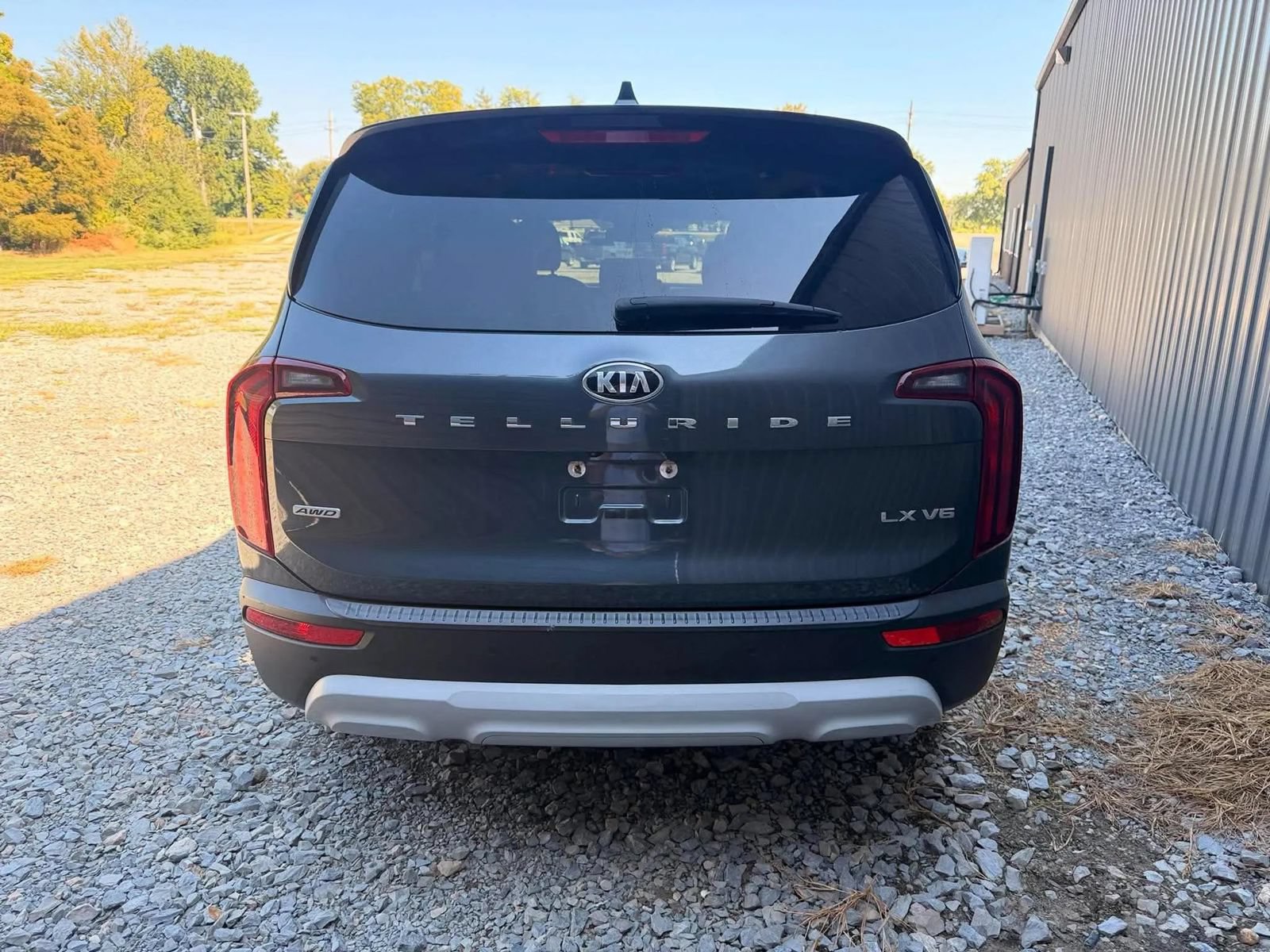 Used 2020 Kia Telluride LX AWD/4WD image 6