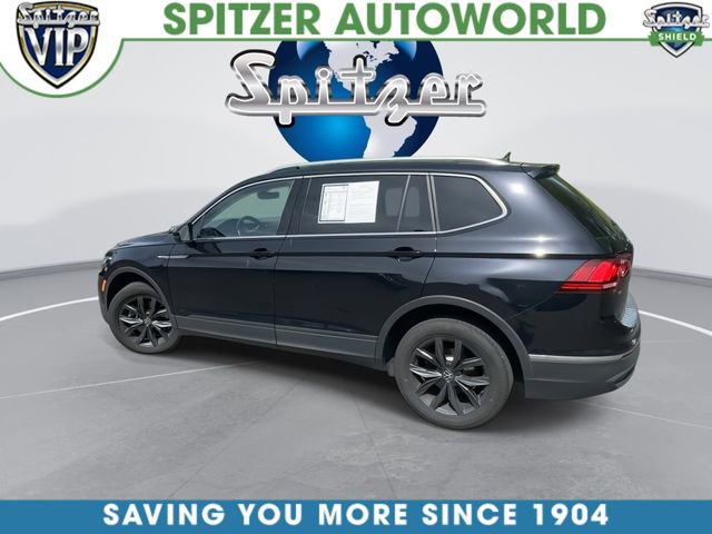 Used 2022 Volkswagen Tiguan SE w/ Panoramic Sunroof Package AWD/4WD image 7