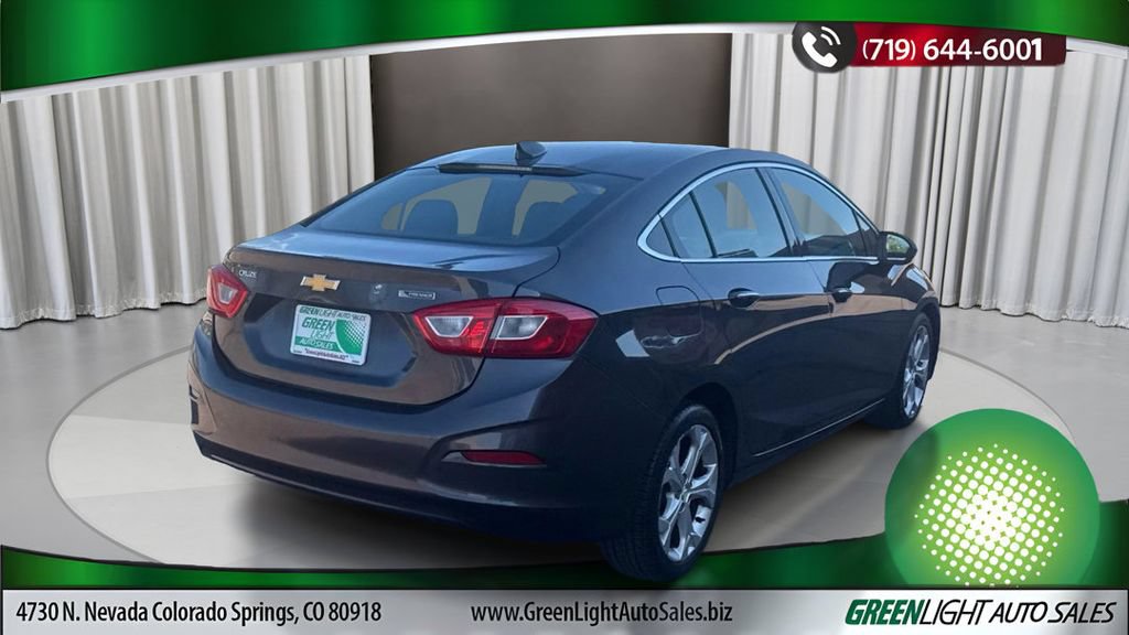 Used 2017 Chevrolet Cruze Premier FWD image 5