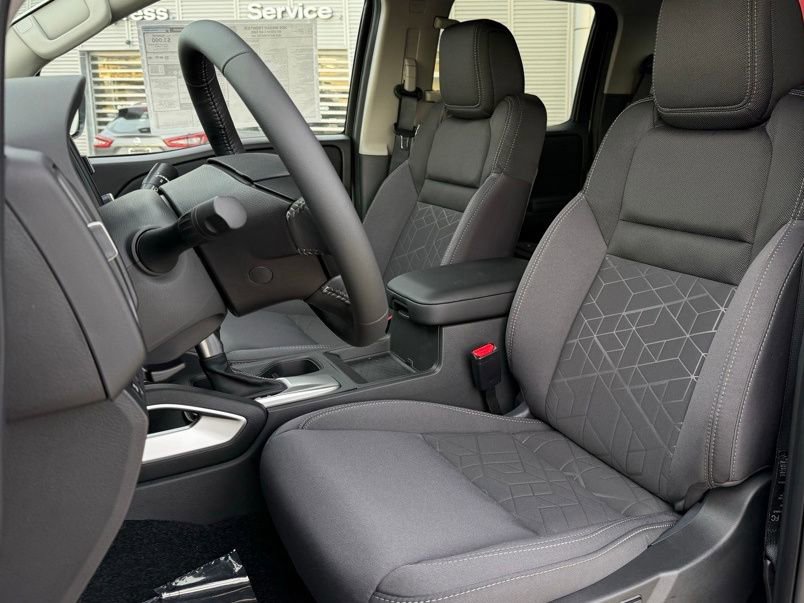 New 2025 Nissan Frontier SV w/ SV Convenience Package image 13