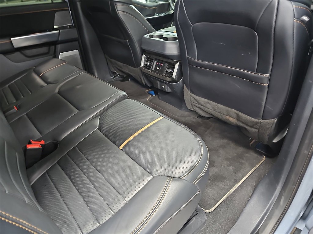 Used 2024 Ford F250 Platinum w/ FX4 Off-Road Package image 11