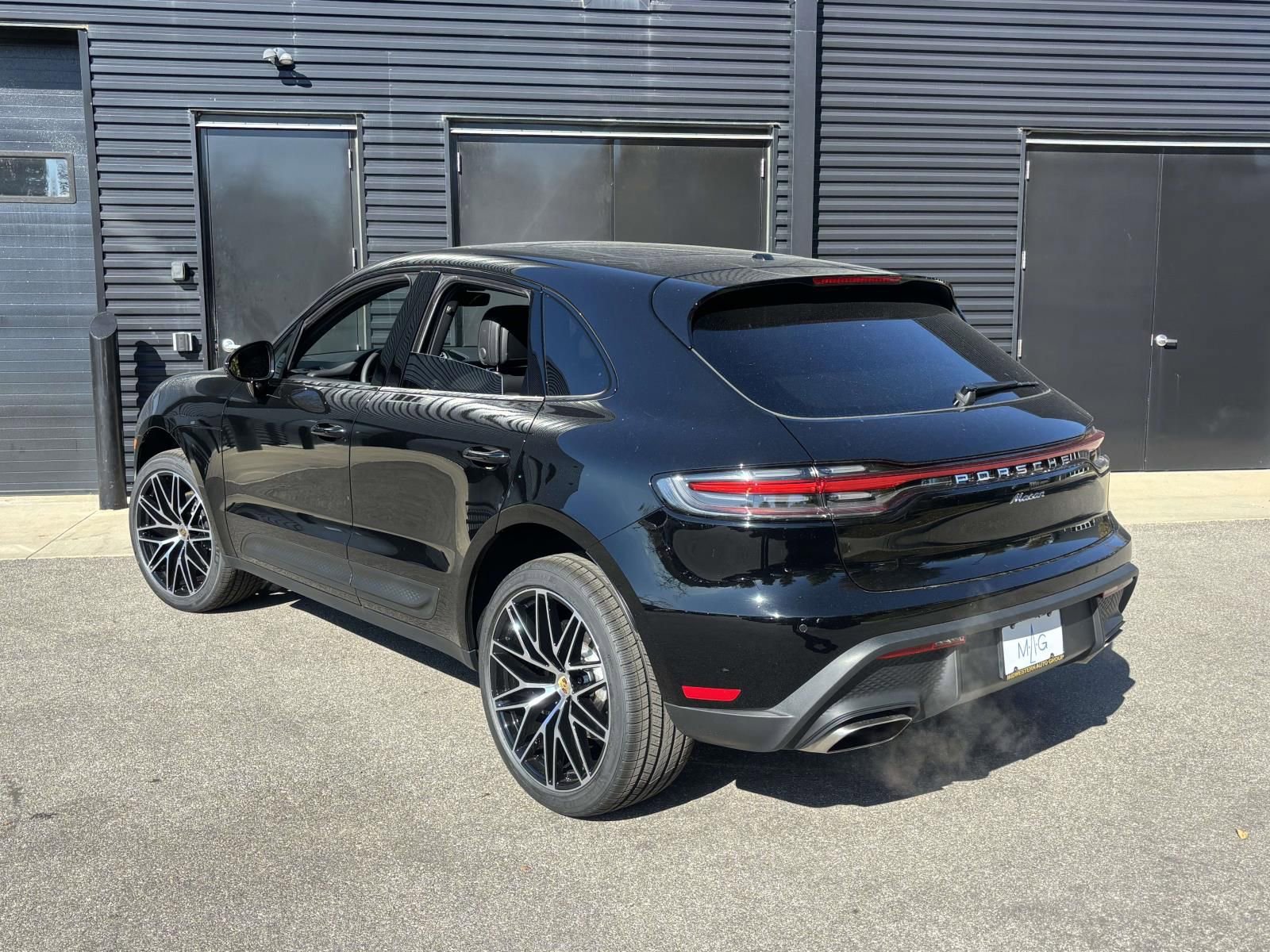 New 2026 Porsche Macan image 8
