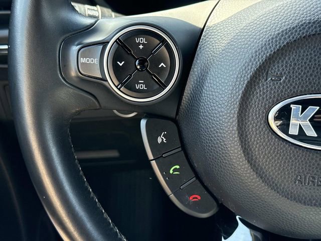 Used 2015 Kia Soul ! w/ Sun & Sound Package FWD image 25