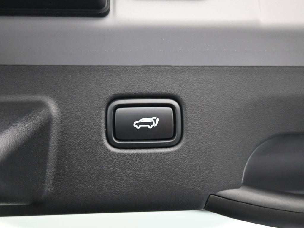 New 2025 Kia EV6 Wind image 24