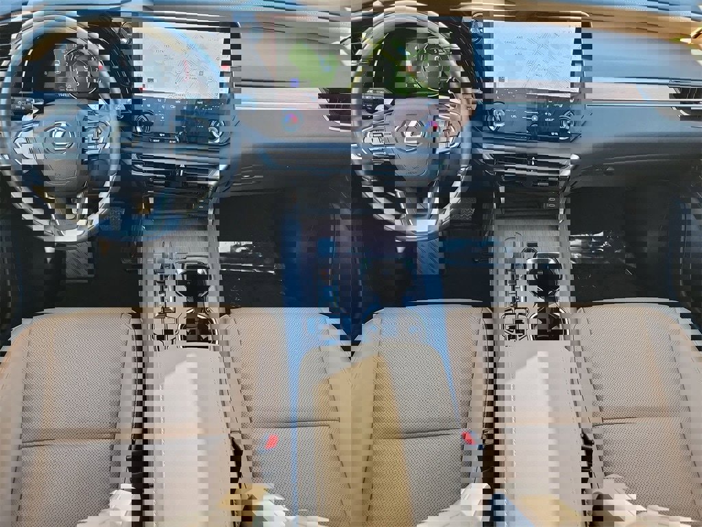 Used 2024 Lexus RX 350 Premium image 14