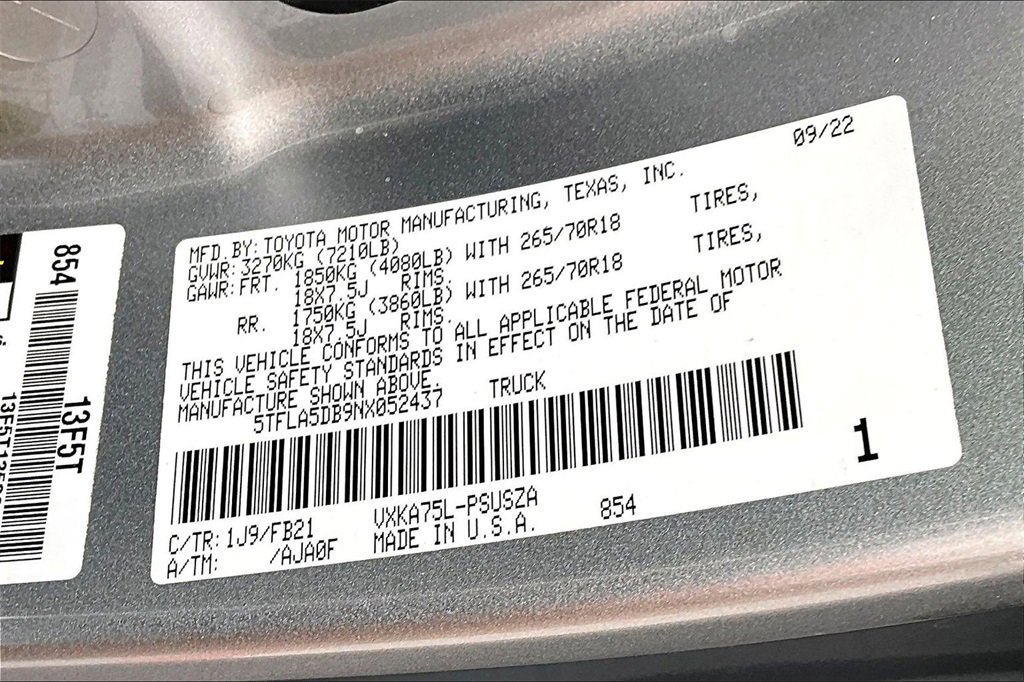 Used 2022 Toyota Tundra SR5 w/ TRD Off-Road Package image 20