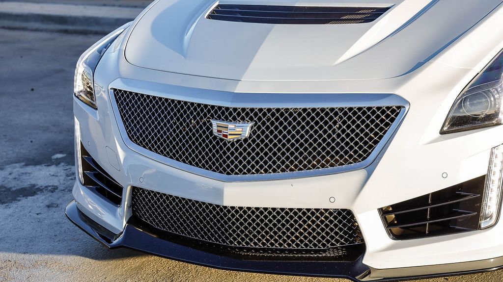 Used 2018 Cadillac CTS V w/ Carbon Fiber Package image 6