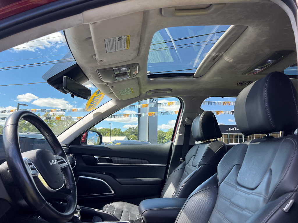 Used 2024 Kia Telluride SX Prestige w/ Towing Package AWD/4WD image 31