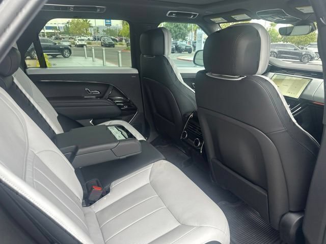 Used 2023 Land Rover Range Rover Sport SE Dynamic AWD/4WD image 11