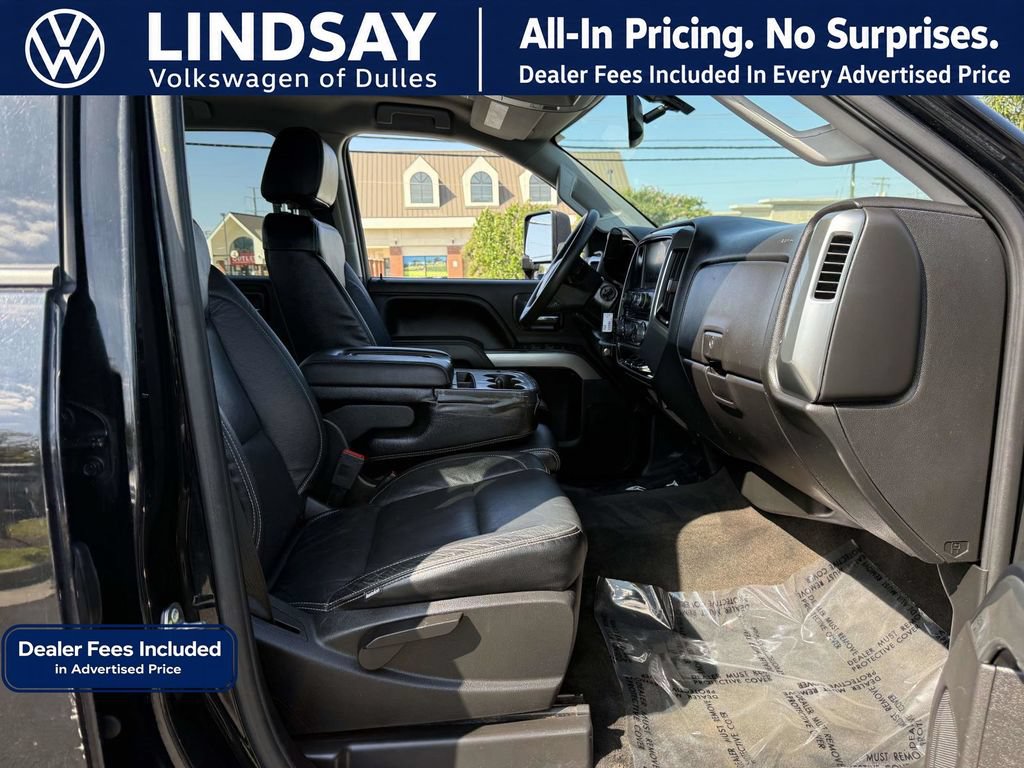 Used 2018 Chevrolet Silverado 2500 LT w/ LT Convenience Package AWD/4WD image 9