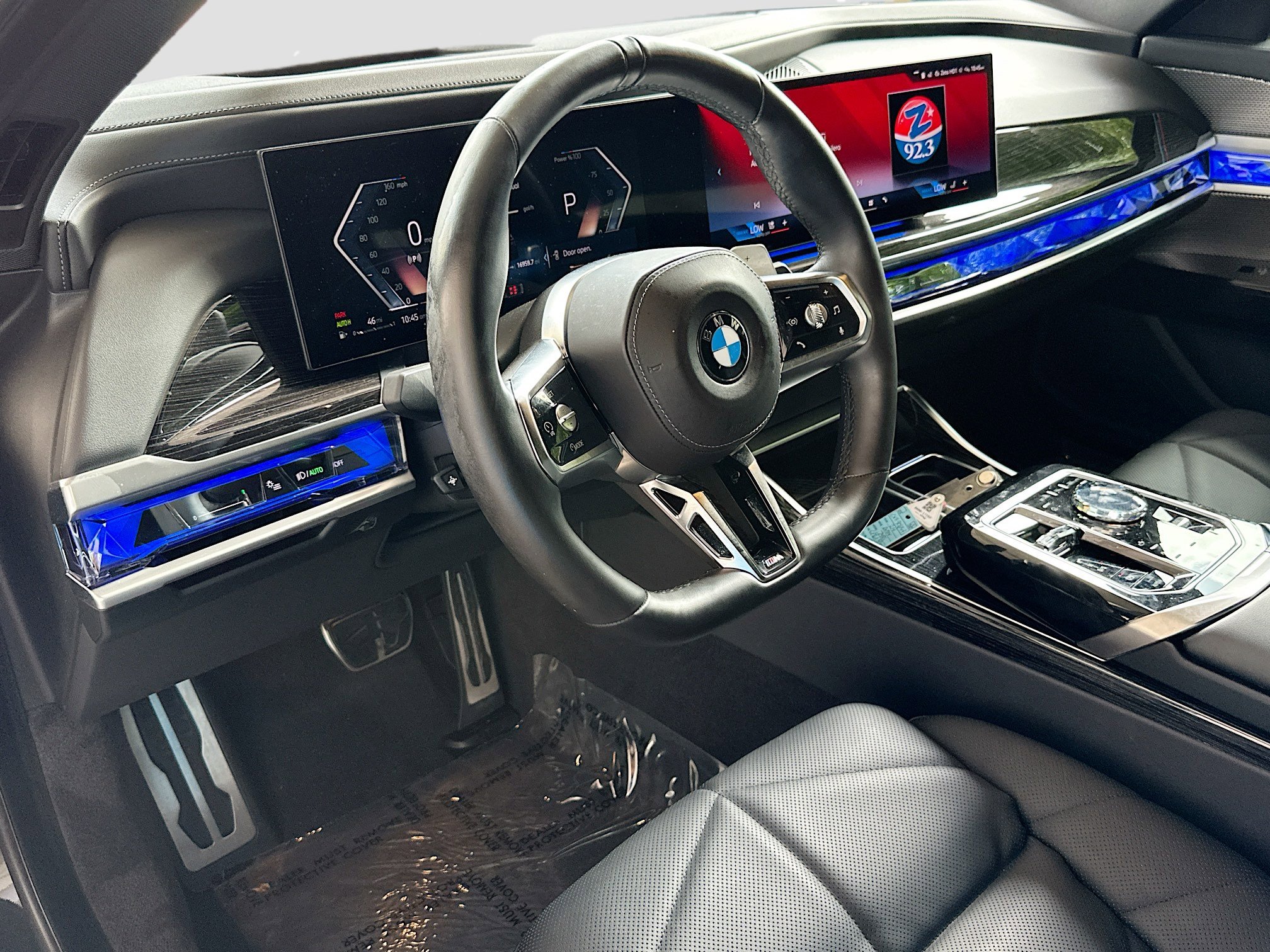 Certified 2024 BMW 740i w/ Premium Package RWD image 9