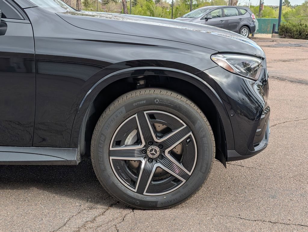 Used 2026 Mercedes-Benz GLC 300 4MATIC image 9