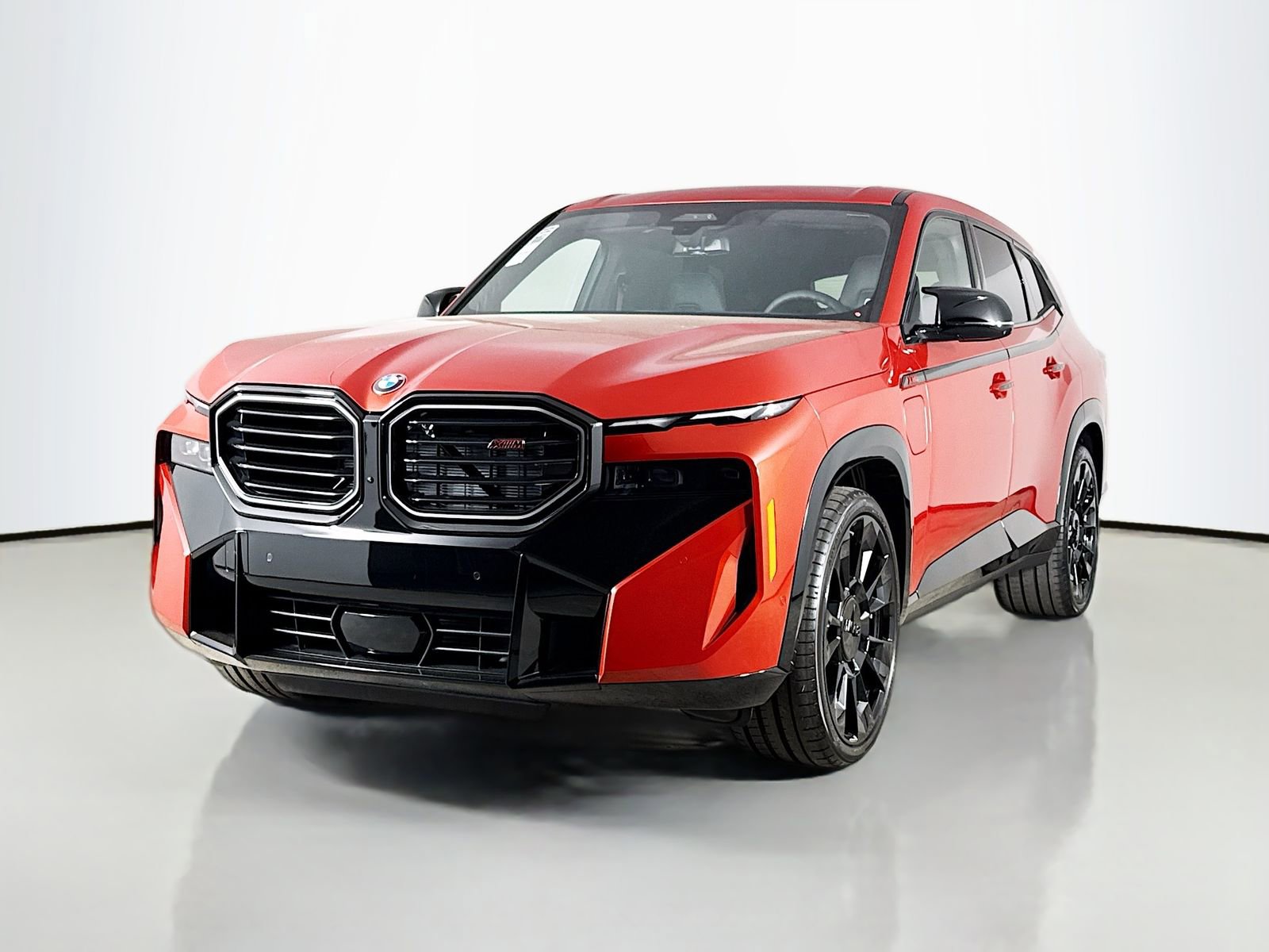 New 2026 BMW XM Label Red image 3