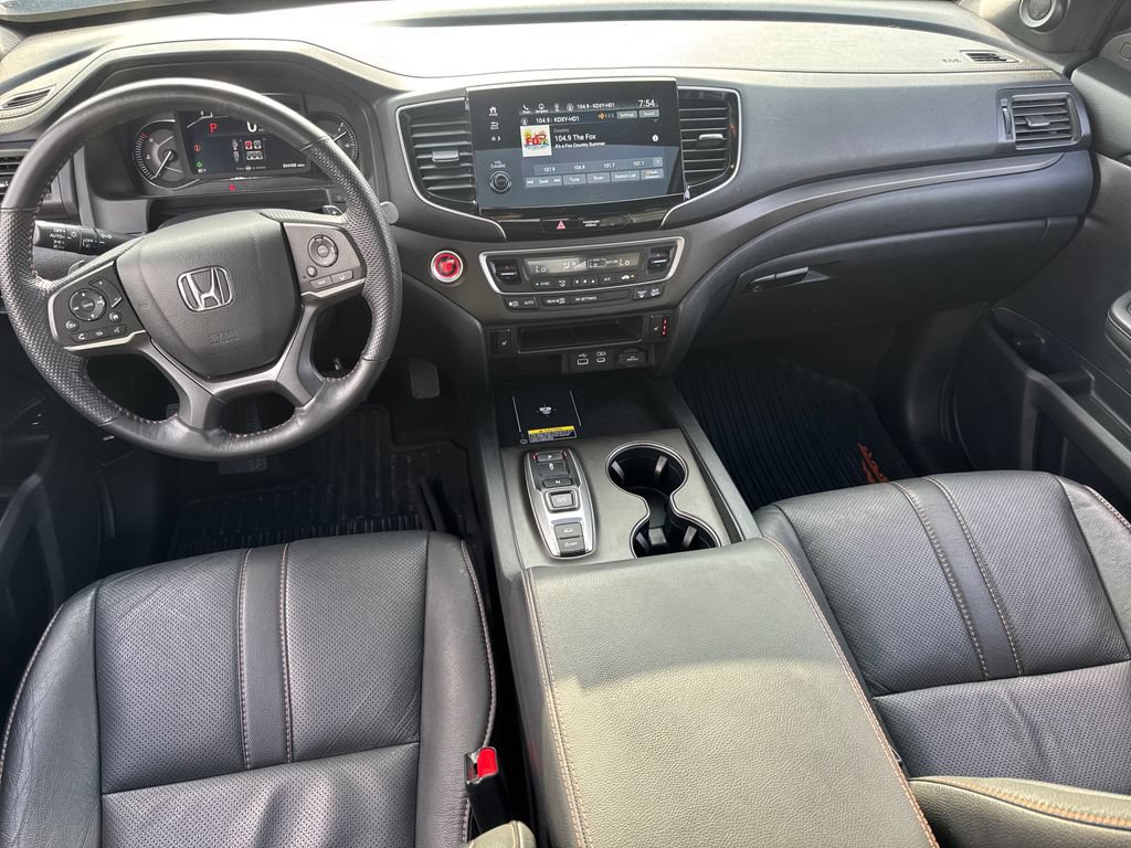Used 2024 Honda Passport TrailSport image 17