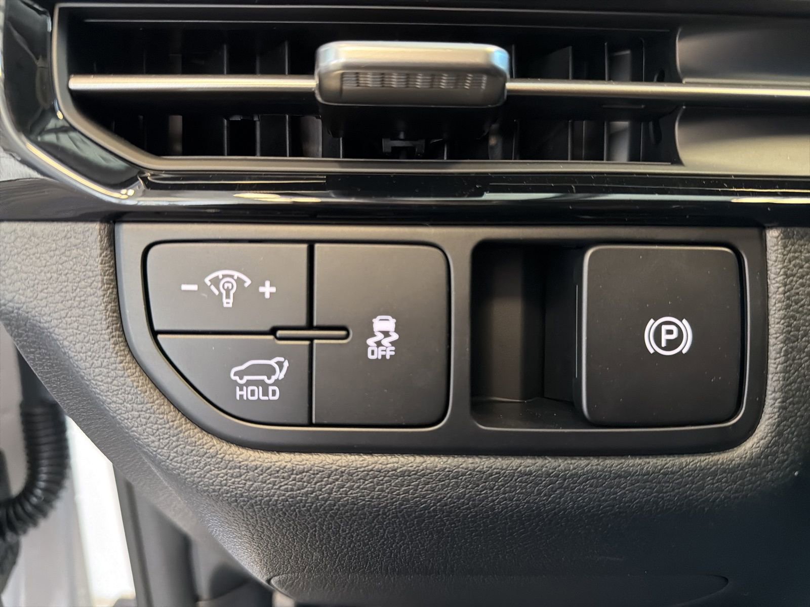 New 2026 Kia Sportage EX image 16