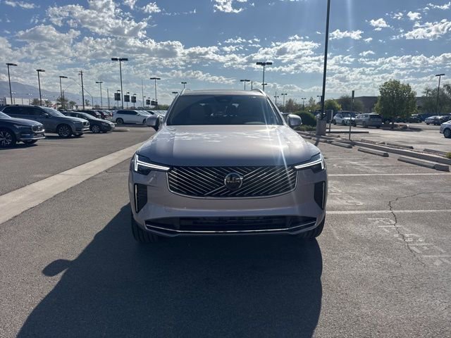 New 2026 Volvo XC90 B5 Plus image 2