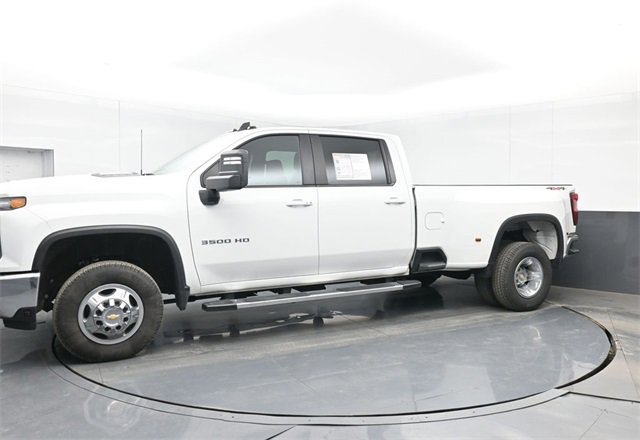 Used 2025 Chevrolet Silverado 3500 LT w/ All Star Edition image 11
