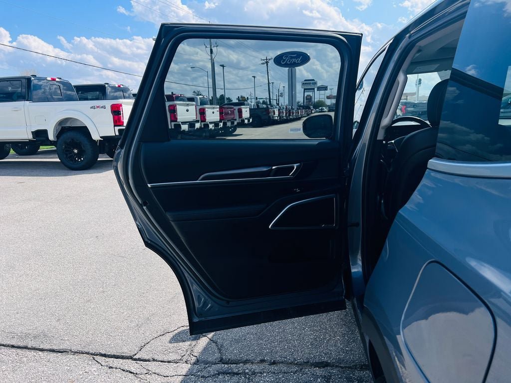 Used 2025 Kia Telluride S AWD/4WD image 15