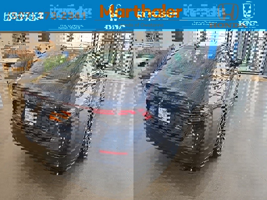 New 2025 Honda Accord Touring image 5