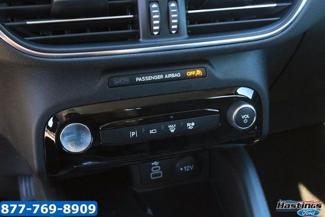 New 2025 Ford Escape SE w/ PHEV Premium Package FWD image 23