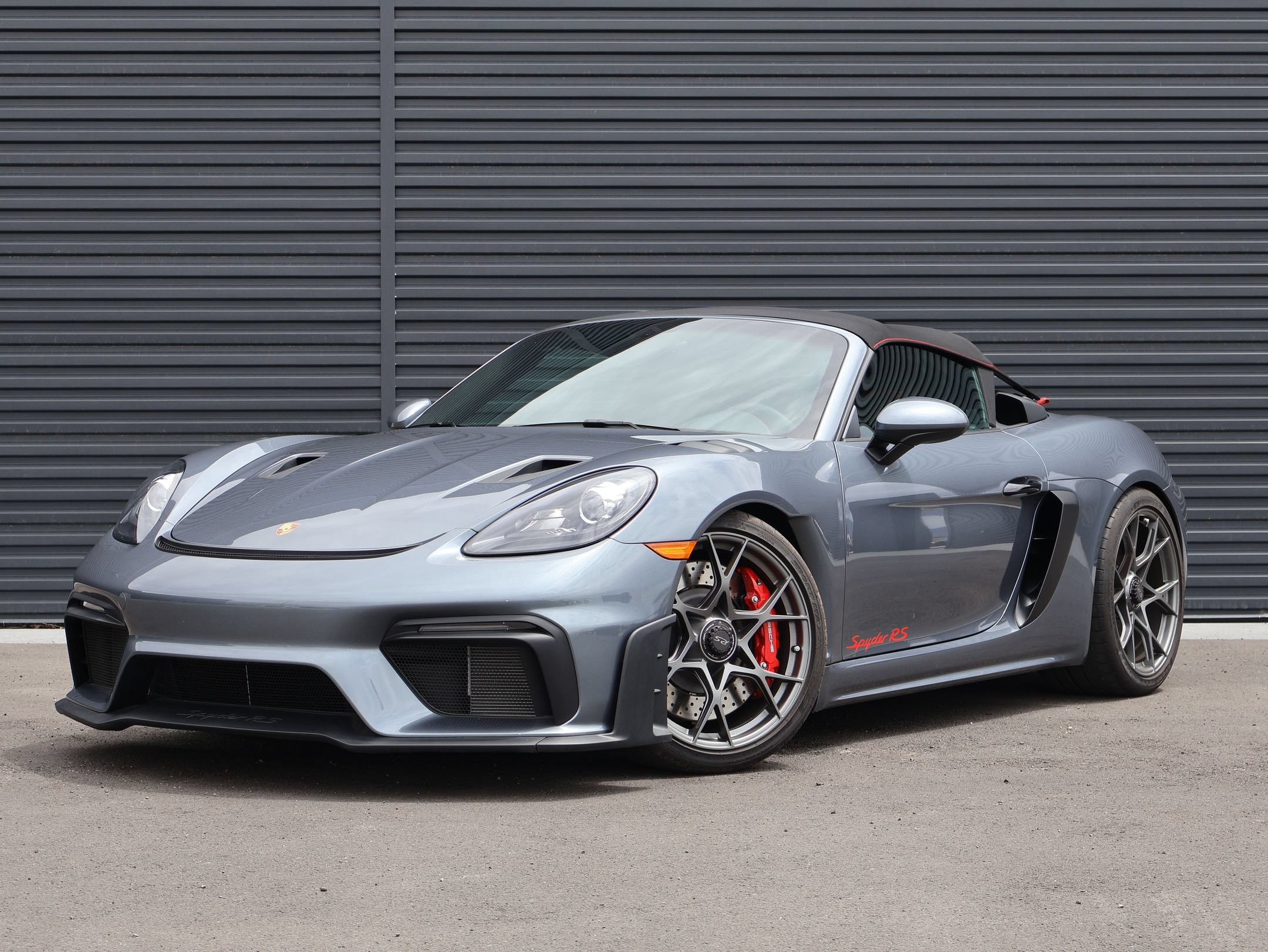 Used 2025 Porsche 718 Boxster Spyder RS w/ Accent Package Logos RWD image 1
