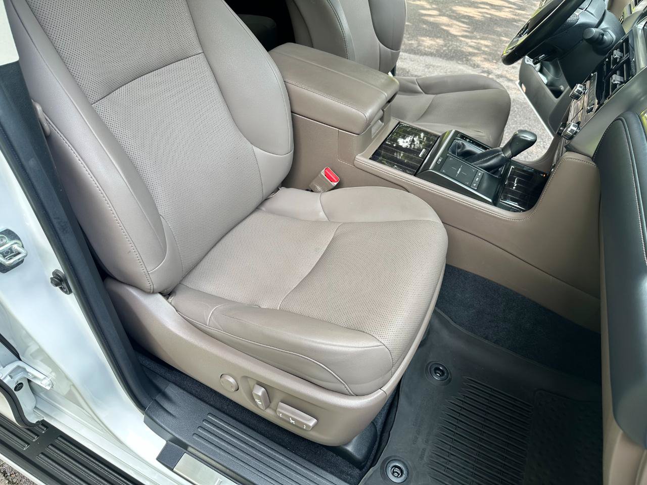 Used 2023 Lexus GX 460 Premium w/ Premium Package AWD/4WD image 29