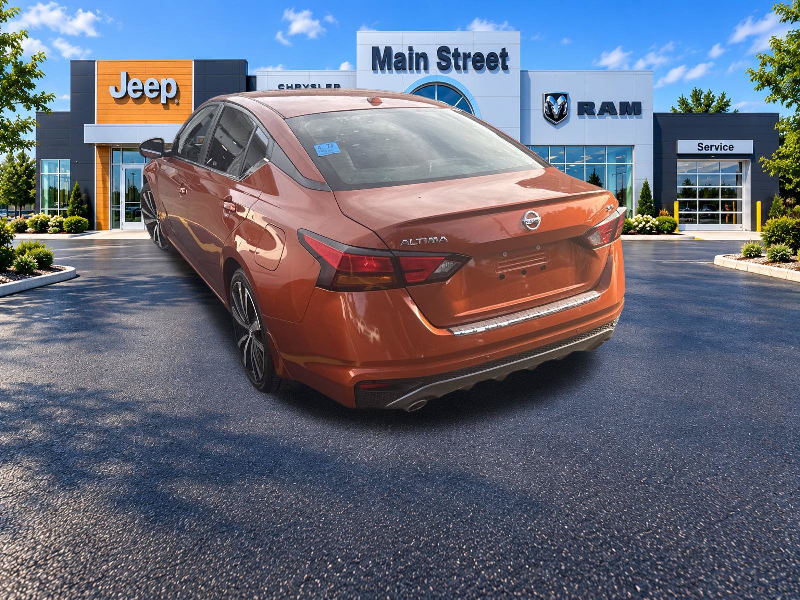 Used 2021 Nissan Altima 2.5 SR w/ SR Premium Package FWD image 5