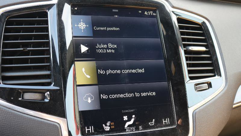 Used 2018 Volvo XC90 T6 Momentum w/ Convenience Package image 10