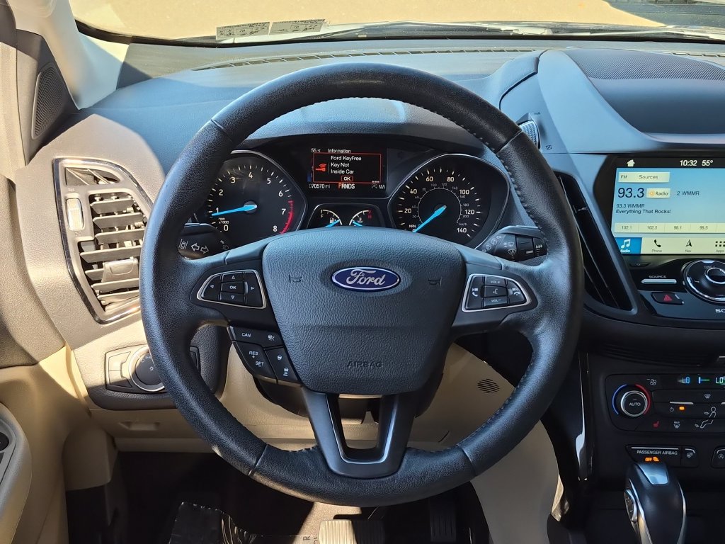 Certified 2019 Ford Escape Titanium AWD/4WD image 26