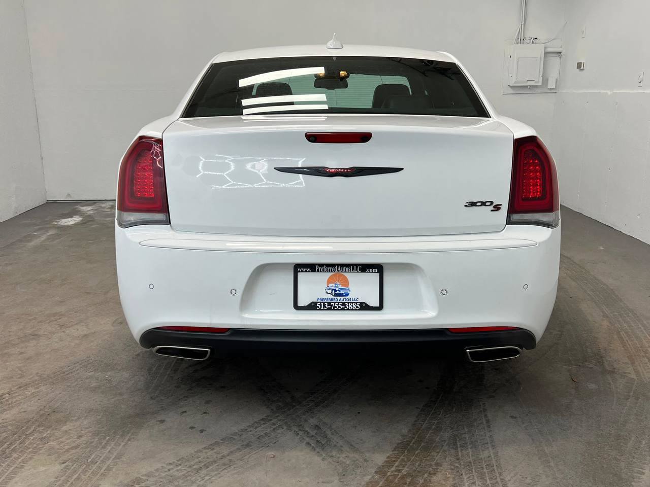 Used 2021 Chrysler 300 S RWD image 5