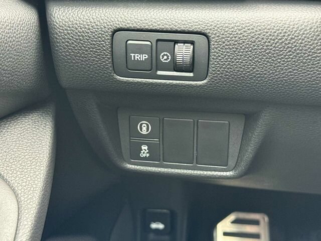 Used 2018 Honda Accord Sport image 31