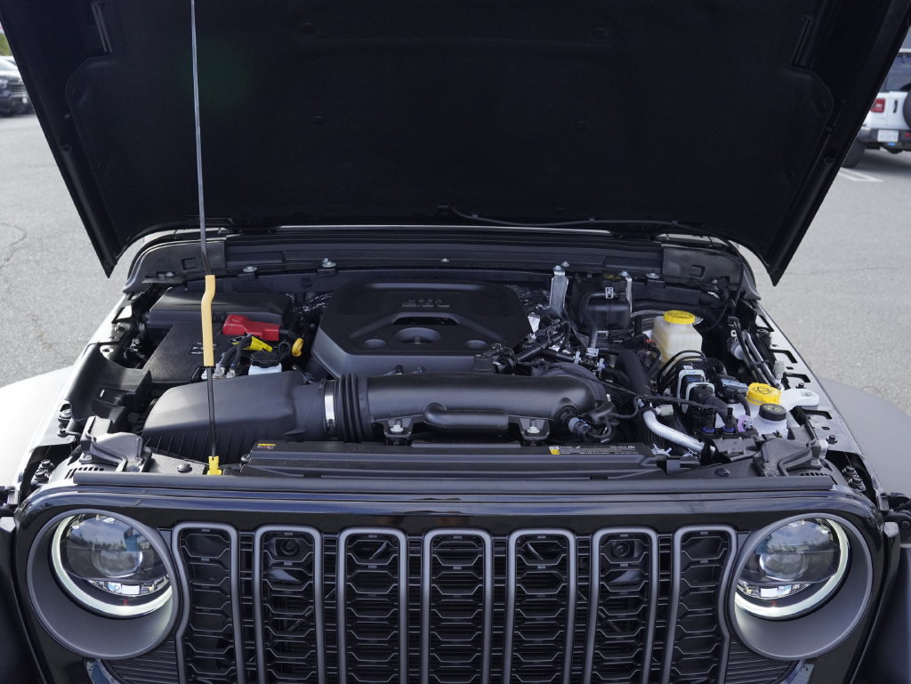 New 2026 Jeep Wrangler Sport AWD/4WD image 32