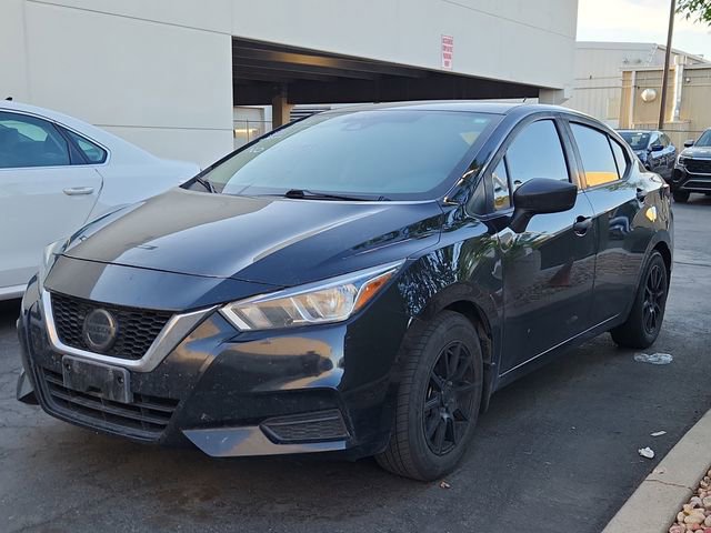 Used 2020 Nissan Versa S FWD image 3