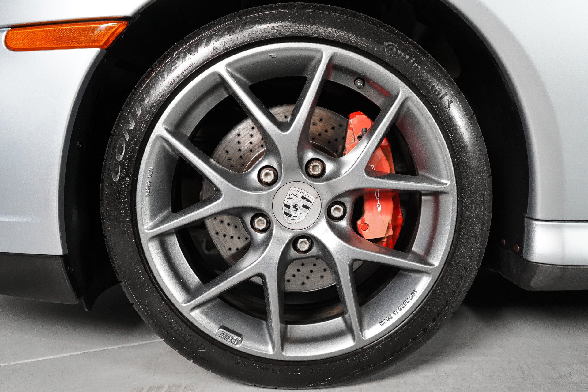 Used 2003 Porsche 911 Carrera RWD image 5