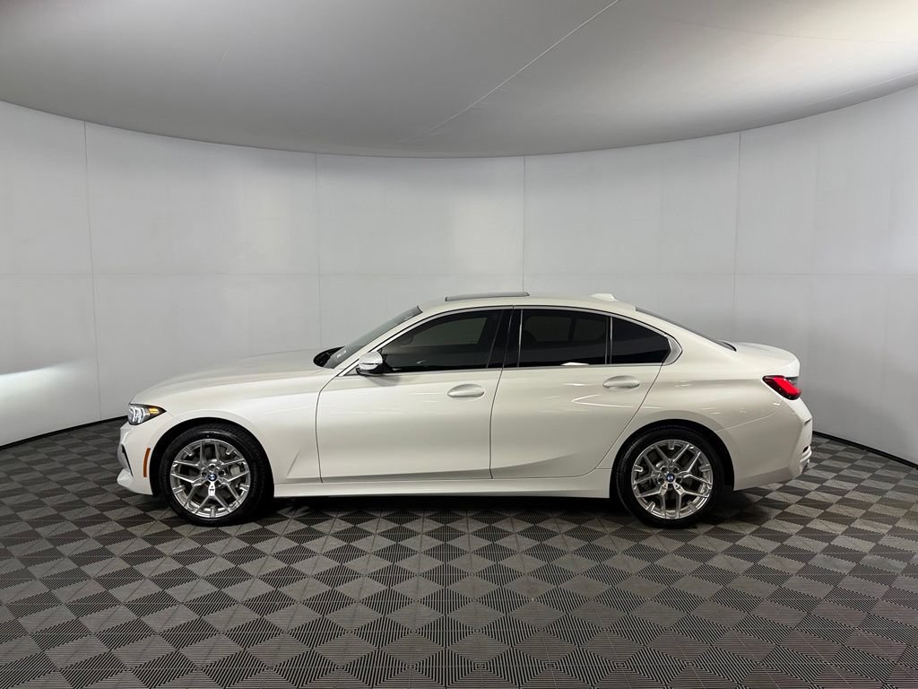 Used 2026 BMW 330i xDrive Sedan AWD/4WD image 10